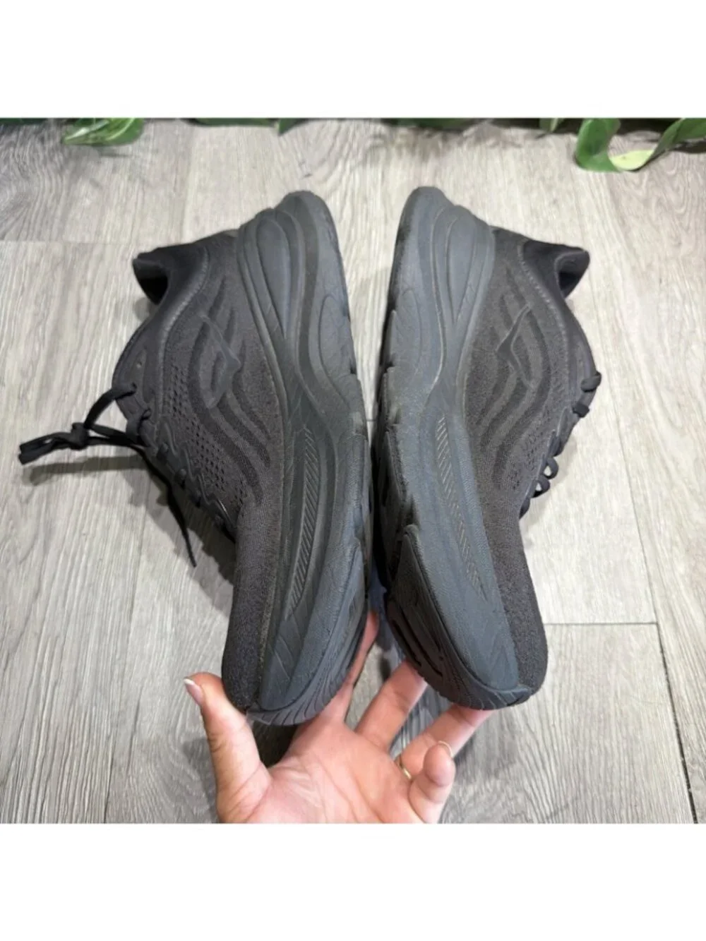 Hoka Bondi 9 Men’s Sz 11 D Black Running Shoes Max Cushion Comfort Sneaker BBLC